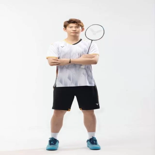 足球杯赛焦点对决引发阵容策略新探讨